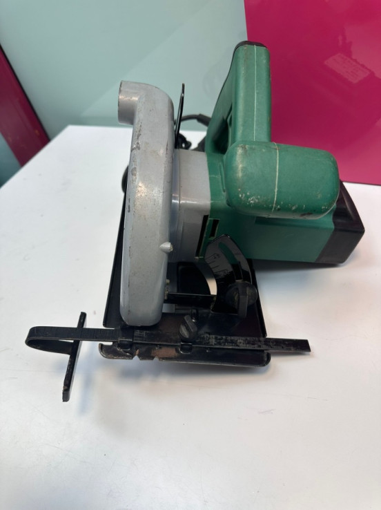 9-9-67721-3-Sierra Circular Work Bull Wb Cz1200 25