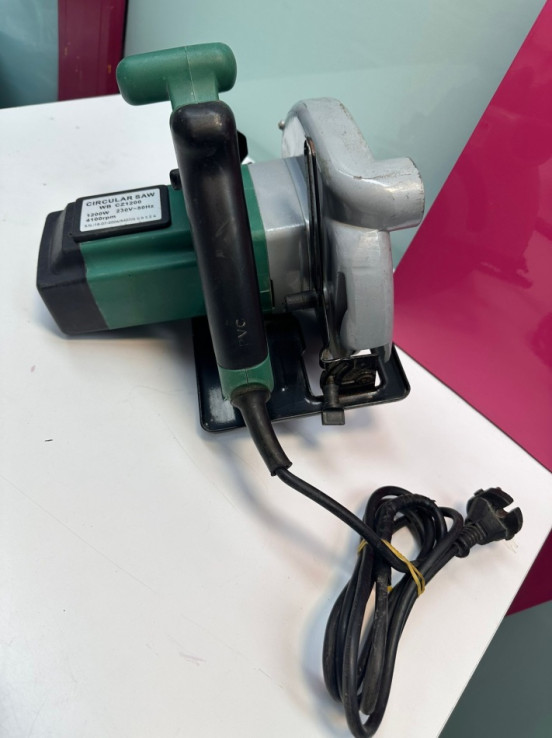 9-9-67721-4-Sierra Circular Work Bull Wb Cz1200 25