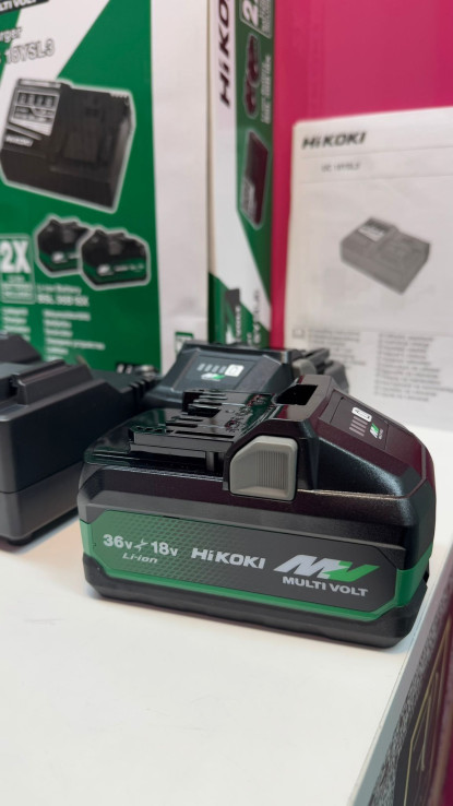 9-9-68160-8-Martillo demoledor Hikoki h 3641da 36v cargador 2 baterías 8ah uc18ysl3 (sin uso)