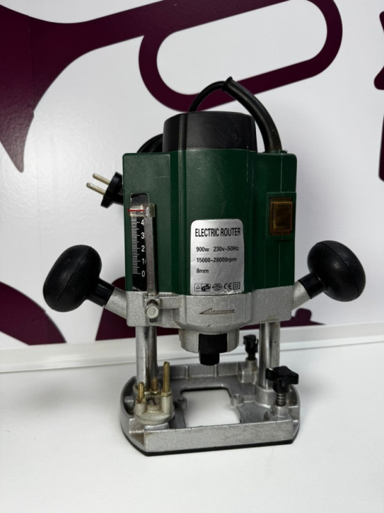 9-9-71409-2-Fresadora Electric Router