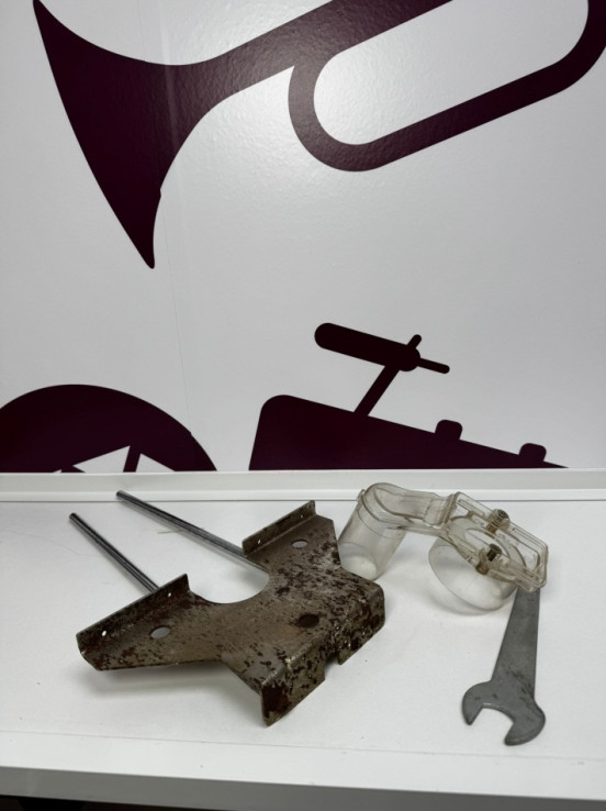 9-9-71409-7-Fresadora Electric Router