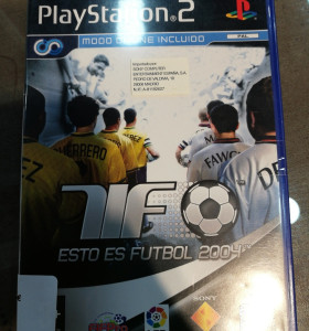 9-2-82131-1-Videojuego PS2 TIF Esto es fútbol 2004