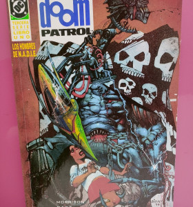 9-9-46593-2-Cómic Doom Patrol: Tercera serie libro 1