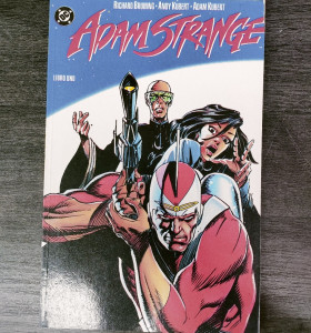 9-9-48075-1-Cómic Adam Strange Libro uno 