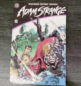 9-9-48077-1-Cómic Adam Strange Libro tres 