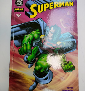 9-9-48114-1-Cómic Superman 17