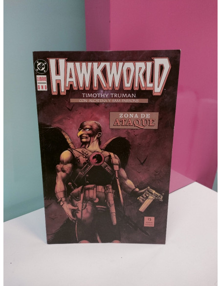 9-9-48168-1-Cómic Hawkworld Zona de ataque Libro Uno