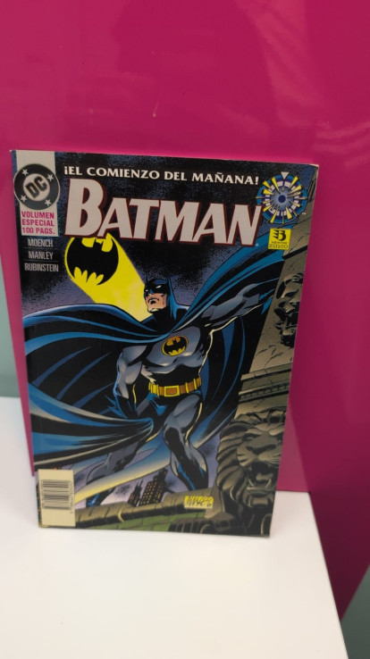 9-9-48712-2-Cómic Batman El comienzo del mañana