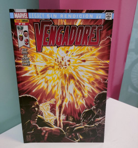 9-9-49663-1-Cómic Vengadores Sin rendición vol.93