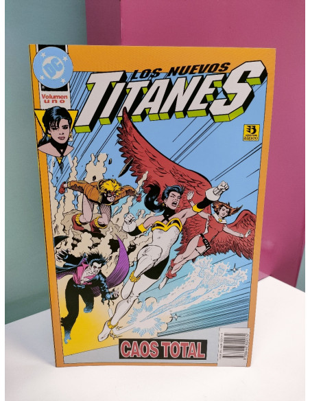 9-9-54479-1-Cómic Los nuevos titanes Caos Total