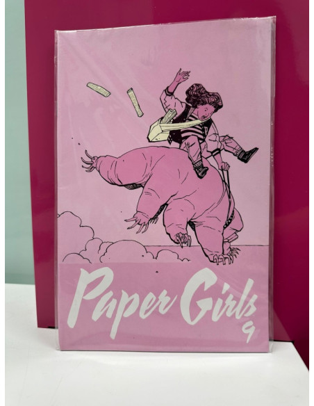 9-9-47832-1-Cómic Paper girls n.9
