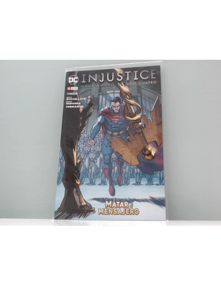 9-9-47957-1-Comic injustice gods among us:año cuatro 42