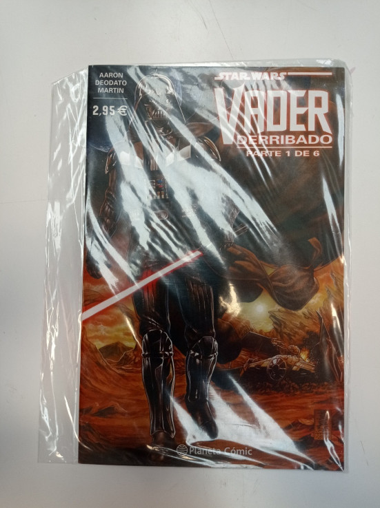 9-9-48070-2-Cómic Star Wars Vader derribado 1 6 