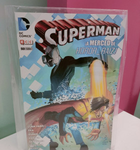 9-9-49700-1-Cómic superman a merced de hordrraiz