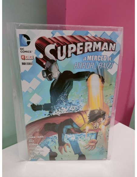 9-9-49700-1-Cómic superman a merced de hordrraiz