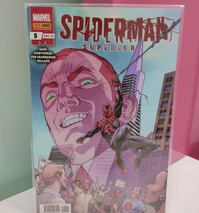 9-9-54471-1-Cómic Spiderman Superior n.5