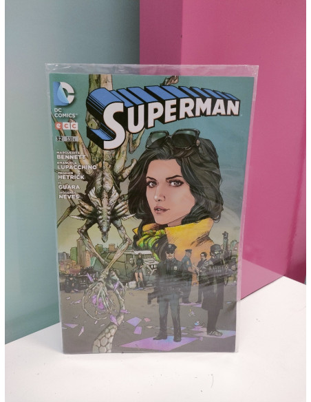 9-9-54473-1-Cómic Superman n.32