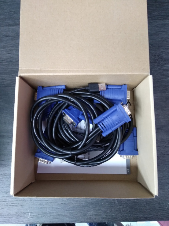 9-9-44906-1-Informática Rybozen Switch Pantallas