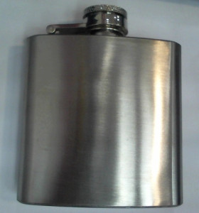 9-9-56901-1-Bisuteria Petaca pequeña acero