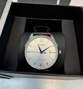 9-9-67684-1-Reloj Pulsera Premium Caballero Citizen NJ0110-18A 2