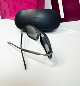 9-9-70757-1-Relojería y gafas Hugo Boss 1200 ns 2