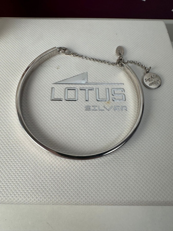 9-9-71331-4-Pulsera Lotus (sin Uso)