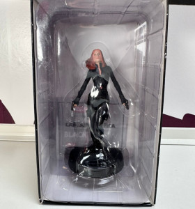9-9-71545-1-Figura acción Marvel Viuda Negra 2
