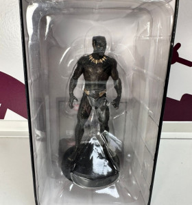 9-9-71554-1-Figura acción Marvel Pantera Negra: Erik Killmonger 2