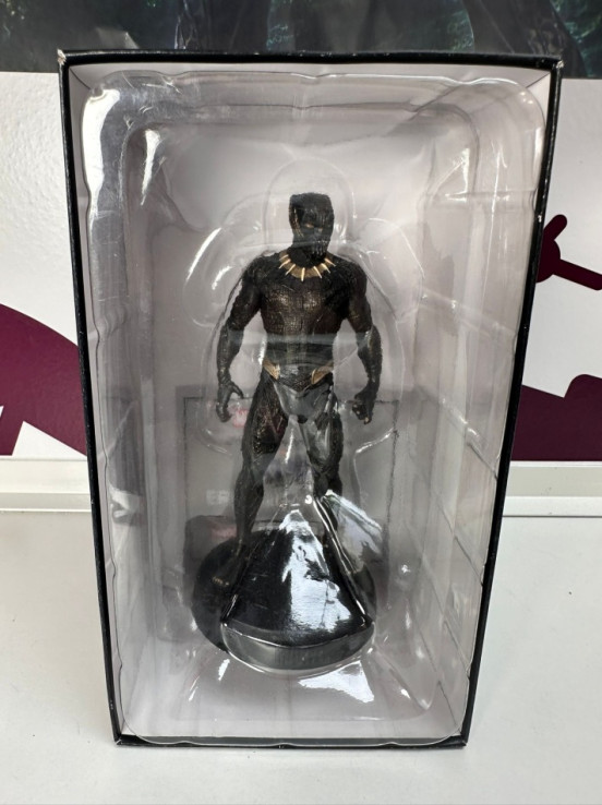 9-9-71554-2-Figura acción Marvel Pantera Negra: Erik Killmonger