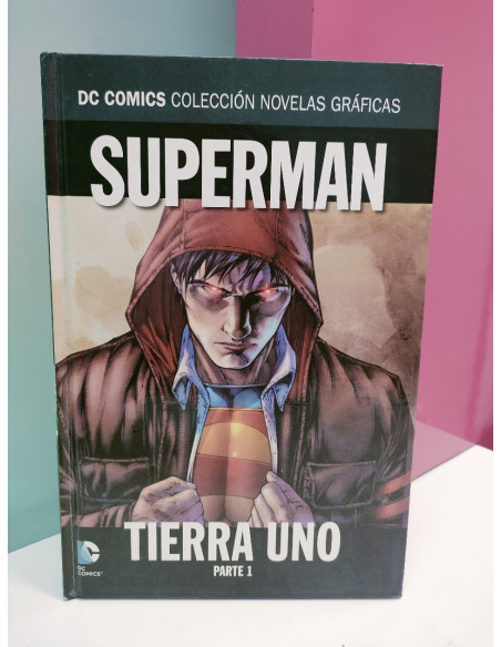 9-9-48786-1-Cómic Superman Tierra uno parte 1