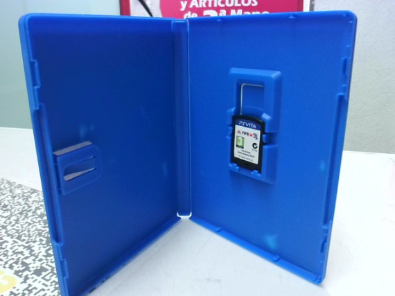 9-9-55224-2-Videojuego PS Vita Fifa 14