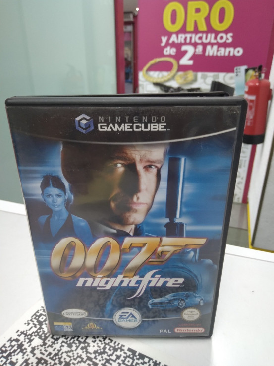 9-9-54613-2-Videojuego GameCube 007
