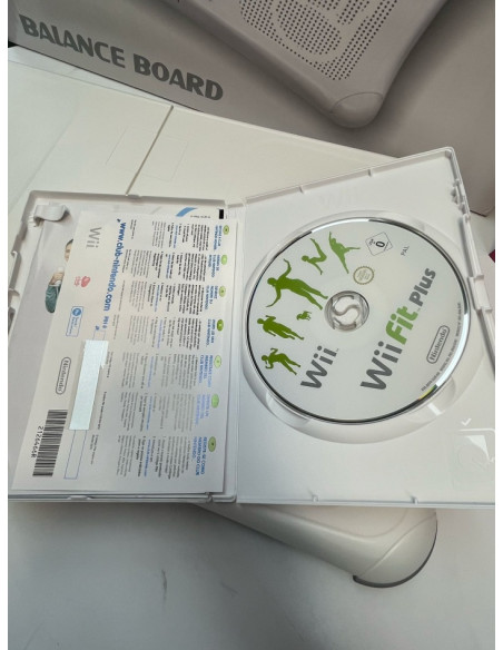 9-9-69746-3-Videojuego Wii Fit Plus Tabla 