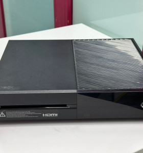 9-9-57497-1-Consola Xbox one 500GB (sin mando) 2