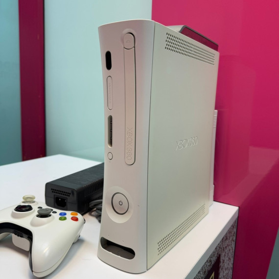 9-9-68316-2-Consola Xbox 360 blanca 18 ventilador integrado