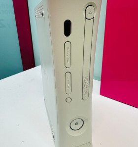9-9-64845-1-Consola Xbox 360 (sin Mando) 2