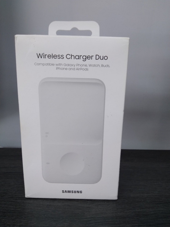 9-9-49830-1-Teléfono Wireless Charger Duo Samsung (sin Uso)