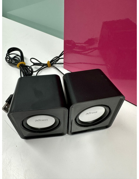 9-9-63293-3-Periféricos Altavoces Trust