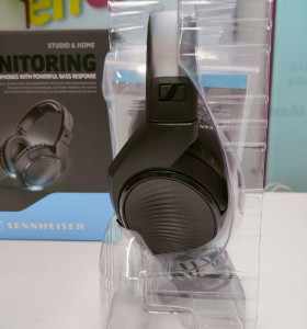 9-9-66248-1-Auriculares Sennheiser Hd 200 Pro 2