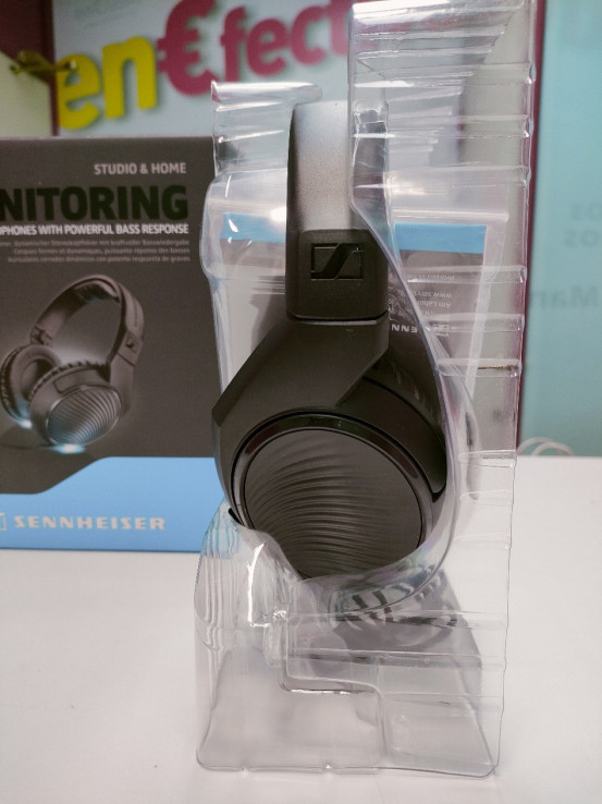 9-9-66248-2-Auriculares Sennheiser Hd 200 Pro