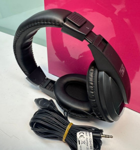 9-9-67923-1-Auriculares Tnb Cshome1