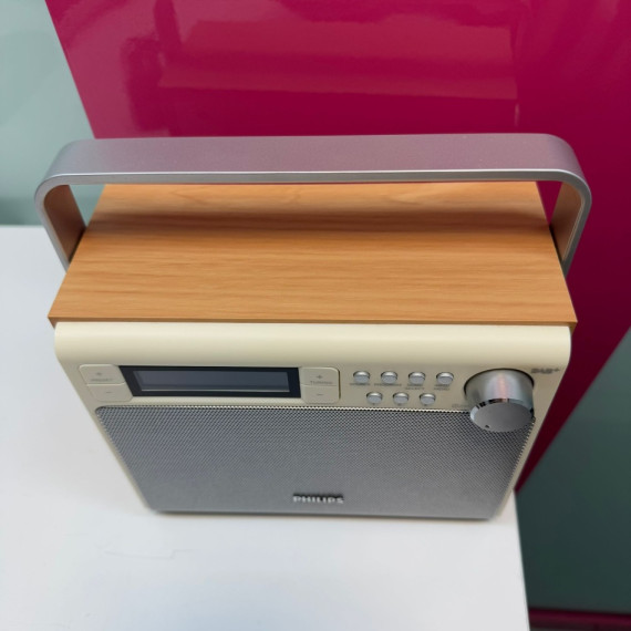 9-9-68490-4-Radio Portátil Philips Ae5020 12