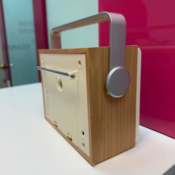 9-9-68490-5-Radio Portátil Philips Ae5020 12