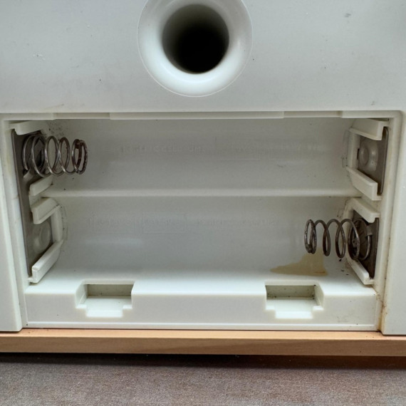 9-9-68490-6-Radio Portátil Philips Ae5020 12