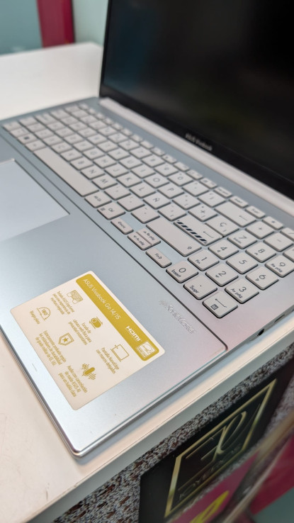 9-9-69272-2-Ordenador Portátil Asus Vivobook Ryzen 5 7520 8 Ram 512gb