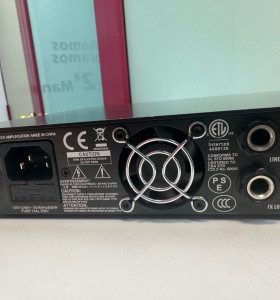 9-9-69482-1-Amplificador Warwick LWA500 500w Lightweight Bass Head 2