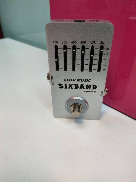 9-9-70498-2-Pedal Multiefectos De Guitarra Coll Music Sixband 