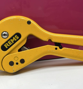 9-9-61090-1-Herramientas De Mano Corta Tubos Rems