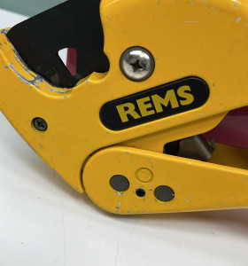 9-9-61090-1-Herramientas De Mano Corta Tubos Rems 2