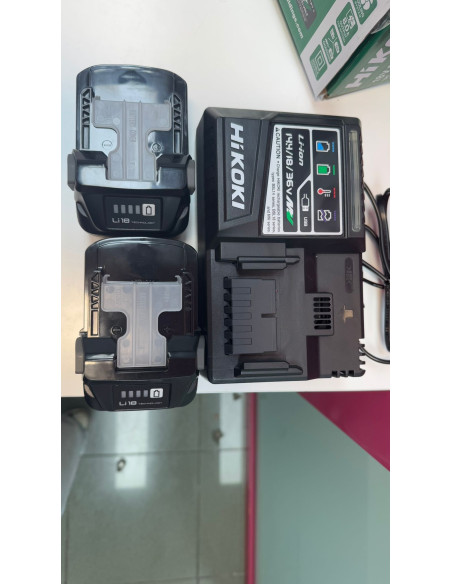 9-9-68162-4-Herramientas eléctricas Cargador uc18ysl3 2 baterías 5ah (sin uso)